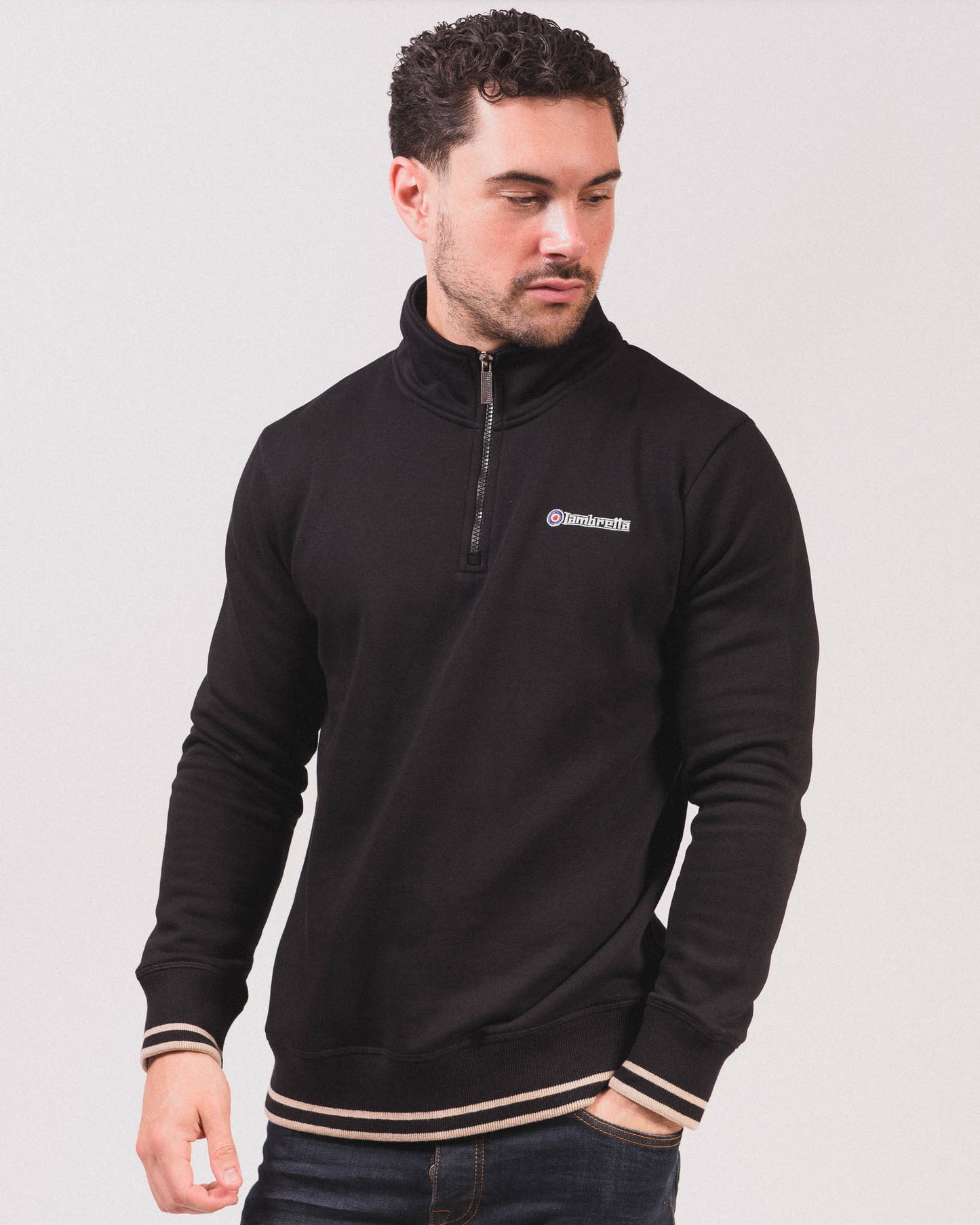 Tipped Quarter Zip Sweat